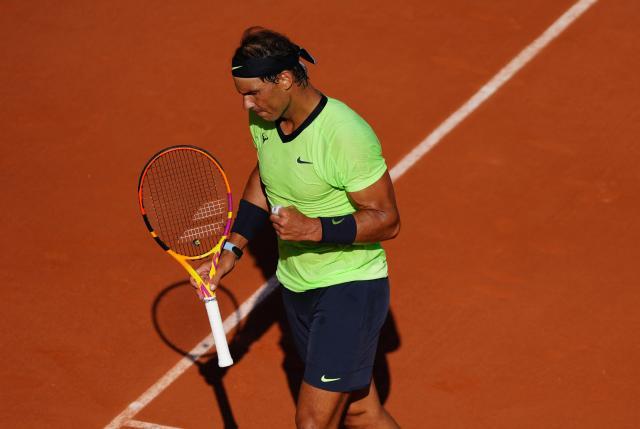 开云体育-法网八强德纳遭95后围剿 “三小天王”谁能脱颖而出